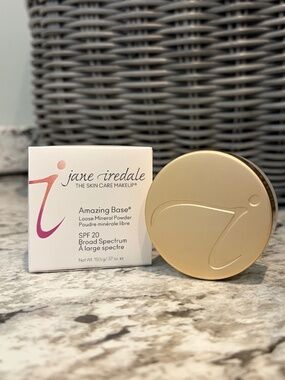 Amazing Base Loose Mineral Powder - NATURAL